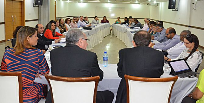 Walter Pinheiro (SEC) abre encontro formativo com diretores de departamento